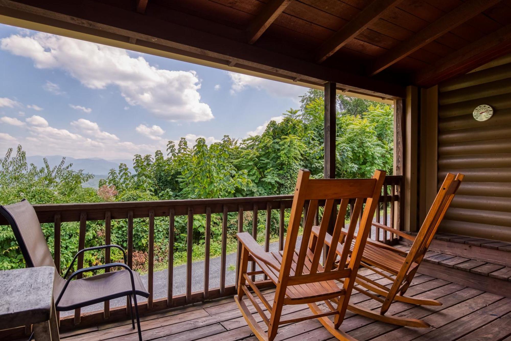 Breathtaking View, Hot Tub, 1089 Of Free Attraction Tickets For Each Paid Day, Dollywood And More! Sevierville Exterior photo