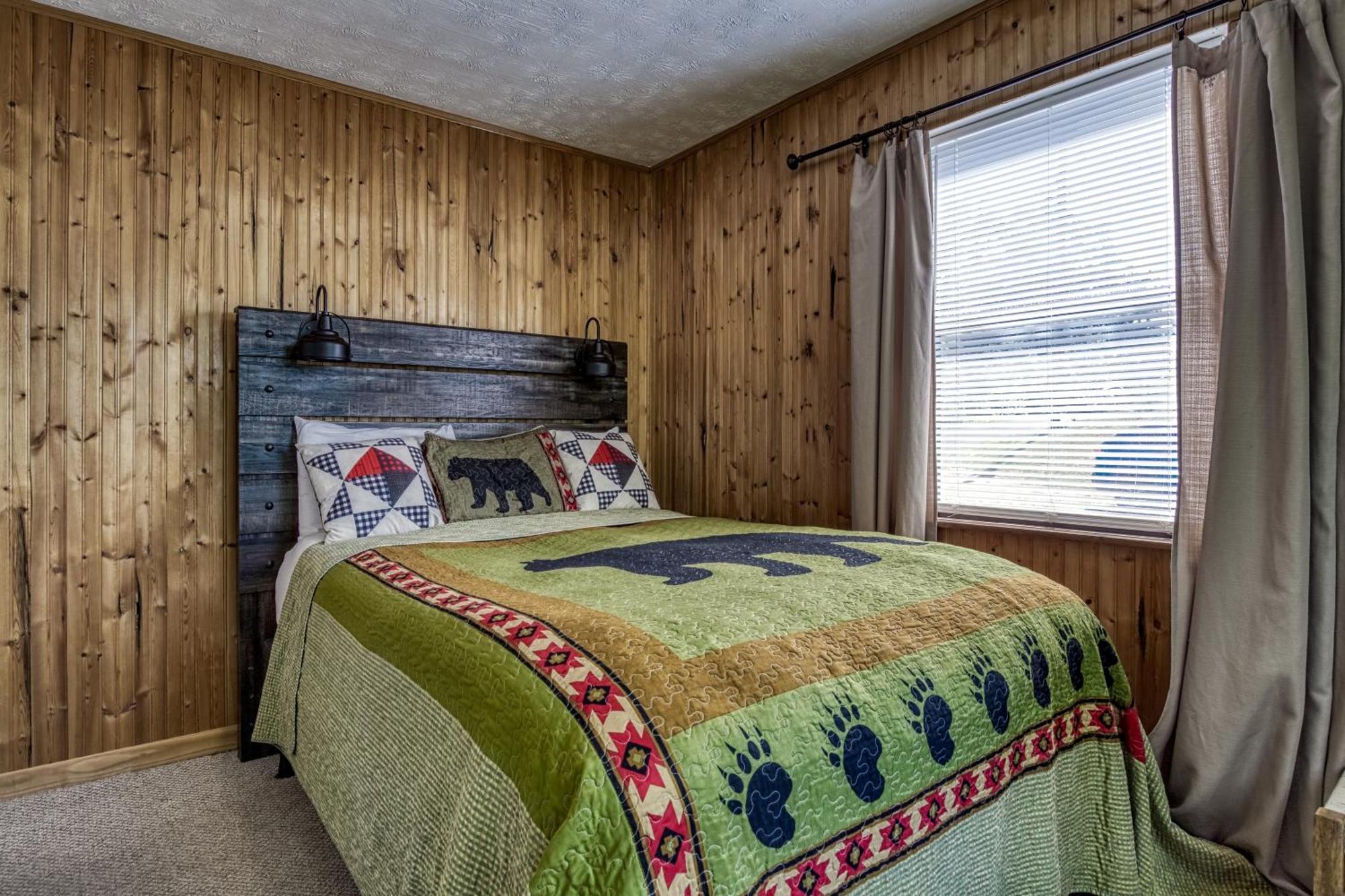 Breathtaking View, Hot Tub, 1089 Of Free Attraction Tickets For Each Paid Day, Dollywood And More! Sevierville Exterior photo