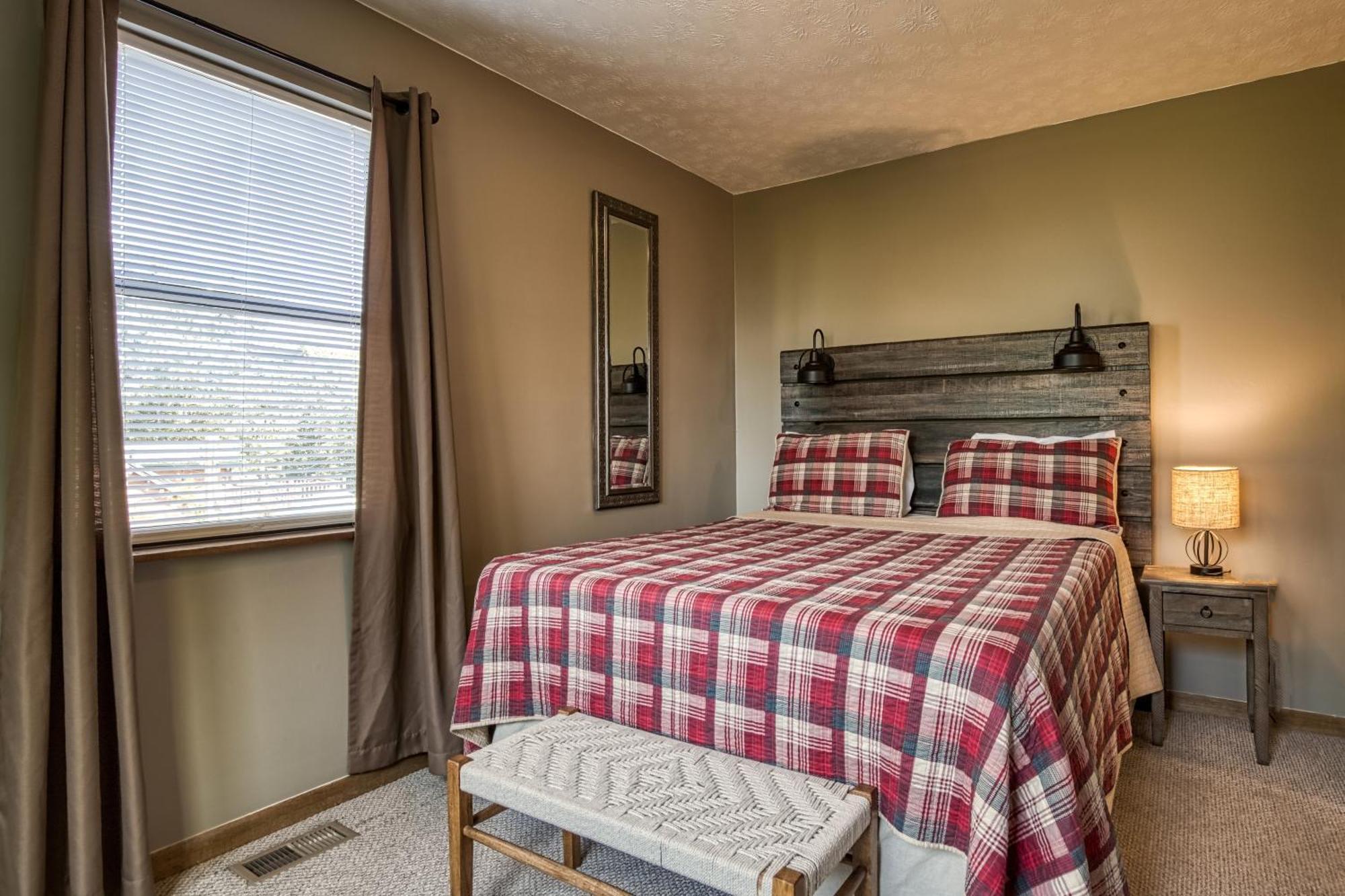 Breathtaking View, Hot Tub, 1089 Of Free Attraction Tickets For Each Paid Day, Dollywood And More! Sevierville Exterior photo